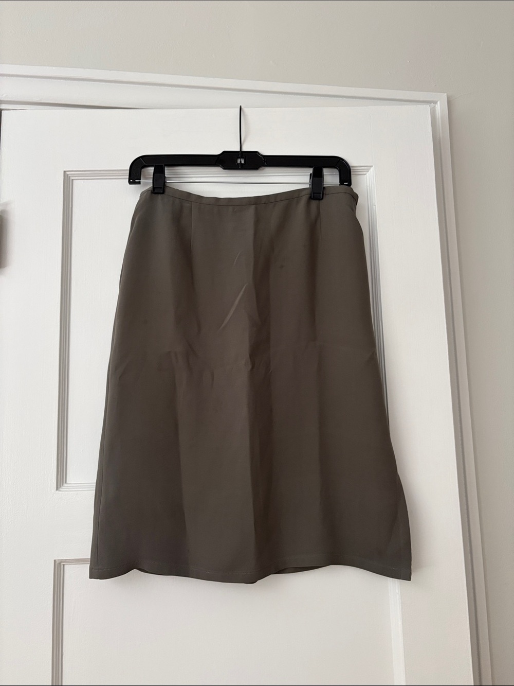 Eileen Fisher silk midi skirt, gray, small to medium